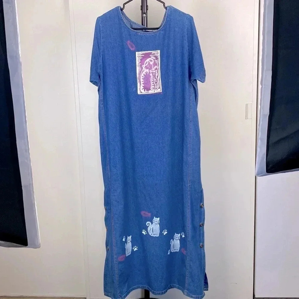 Cat lover Vtg denim short sleeve scoop neck embroidered side slit maxi dress XXL